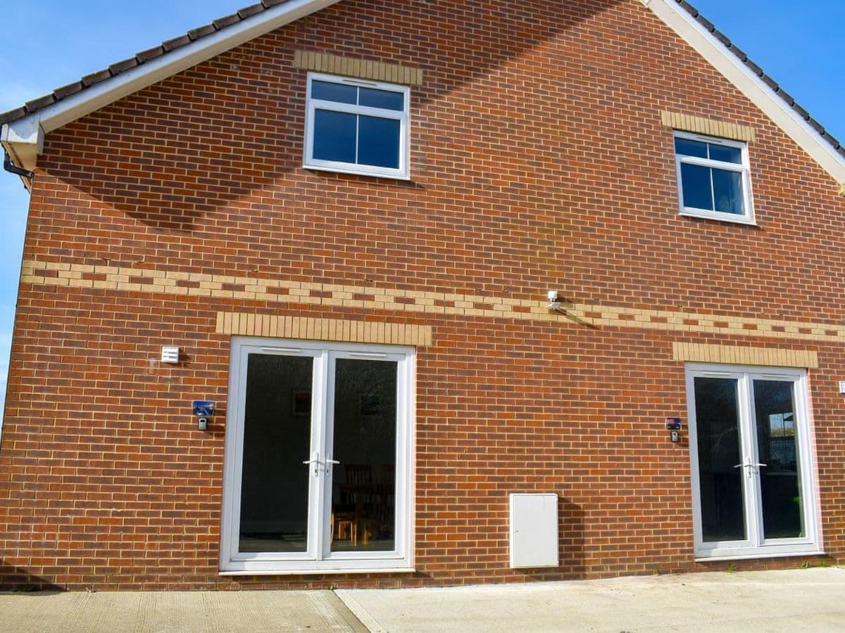 Rural 3 Bedroom House, Newport - The Lifeboat Porchfield  Экстерьер фото